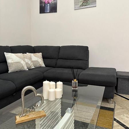 ラッパロEdens House Con Parcheggio Privato Gratuitoアパートメント エクステリア 写真